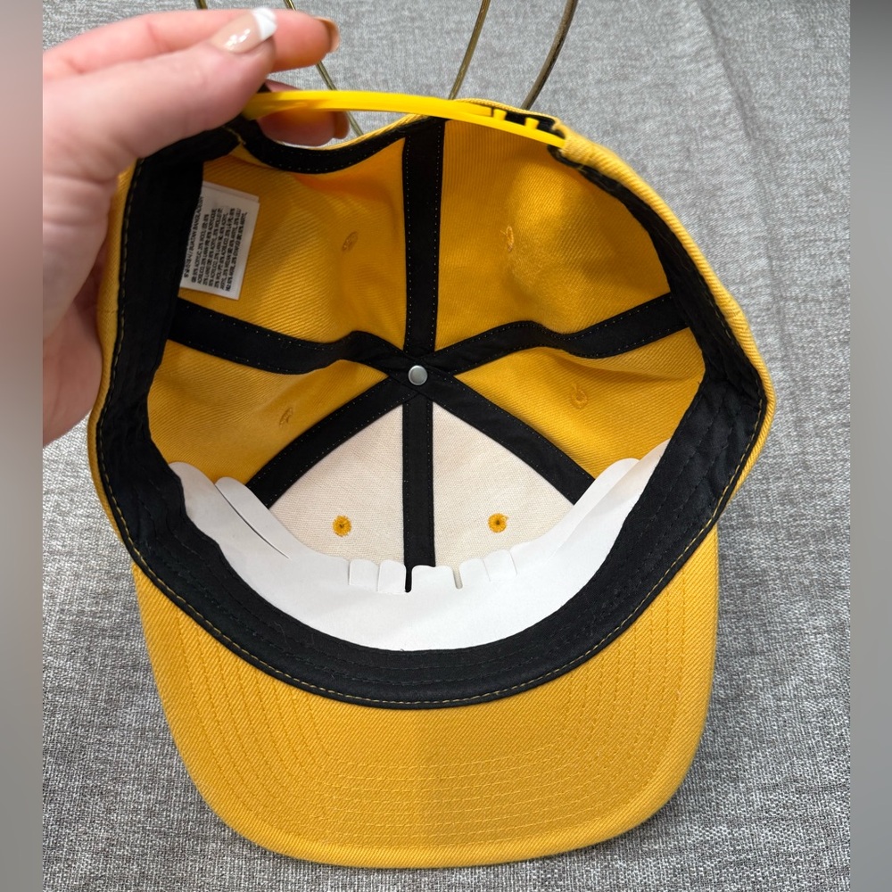 Adult Vans Logo Yellow Black Adjustable Hat Snapback - Picture 3 of 3